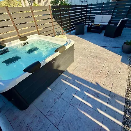 Bliss Garden Jacuzzi דירה אסגורו