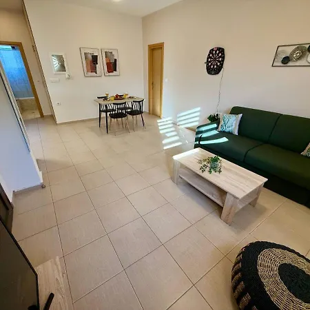 Bliss Garden Jacuzzi דירה אסגורו